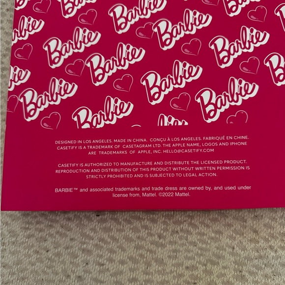 LIMITED EDITION BARBIE Phone Case w/Chain Handle, New In Box~BACK TO SCHOOL SALE - Picture 6 of 8